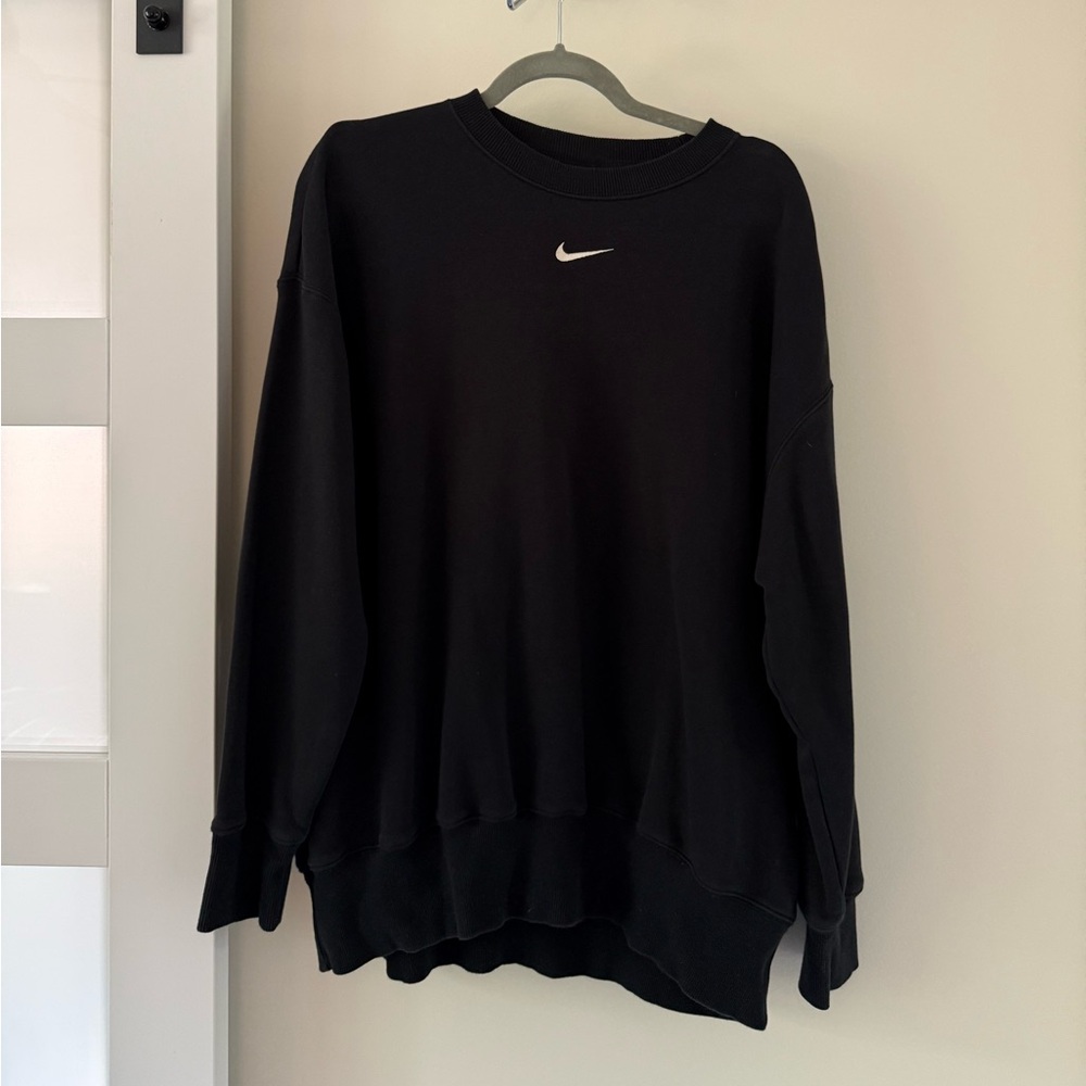 Nike Center Swoosh Oversized Crewneck
